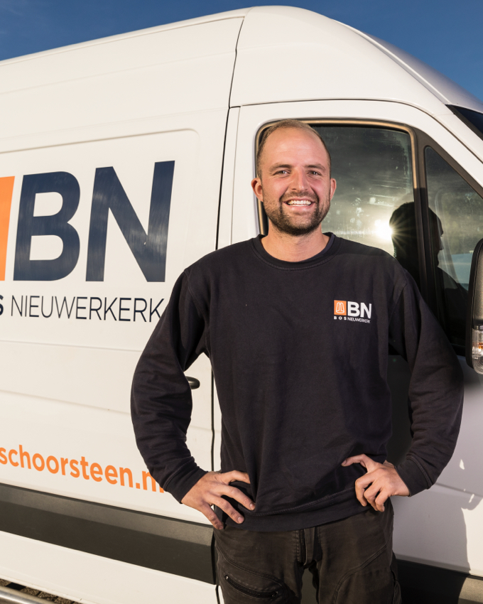 Mike Aveling, montageleider